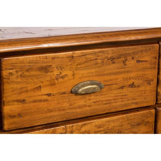 mediterran haloszoba komod rusztikus tomor harsfa fiokos klasszikus antikolt vintage patinas haloszoba barna paraszthaz butor regies klasszikus butorok lameridiana lakberendezesi aruhaz antik.jpg